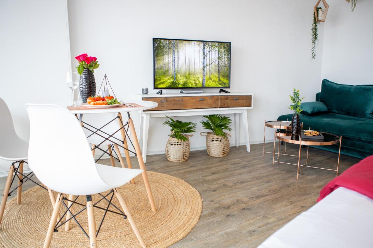 Modernes Apartment Mit Tollem Blick Ueber Die Stadt Аугсбург Екстериор снимка