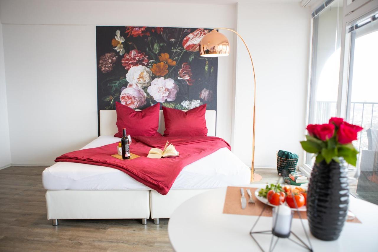 Modernes Apartment Mit Tollem Blick Ueber Die Stadt Аугсбург Екстериор снимка